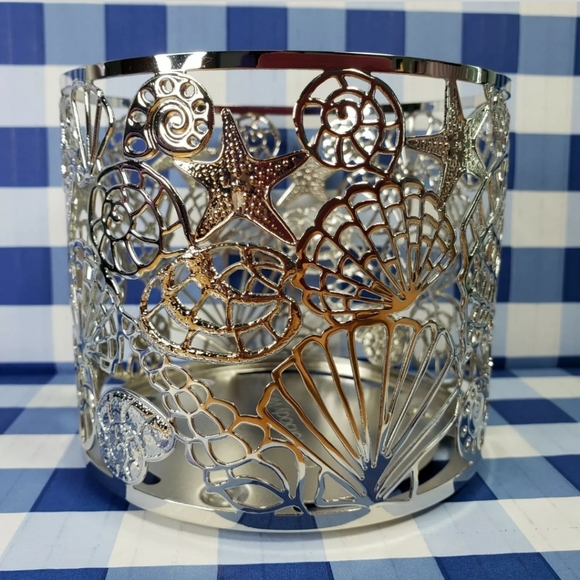 Bath and Body Works Candleholder - Picture 2 of 2